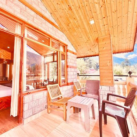 Sagar Resort !! Mountain View ! Luxury Stay ! Family Resort ! Private Parking ! Near Mall Road Manāli Exterior foto