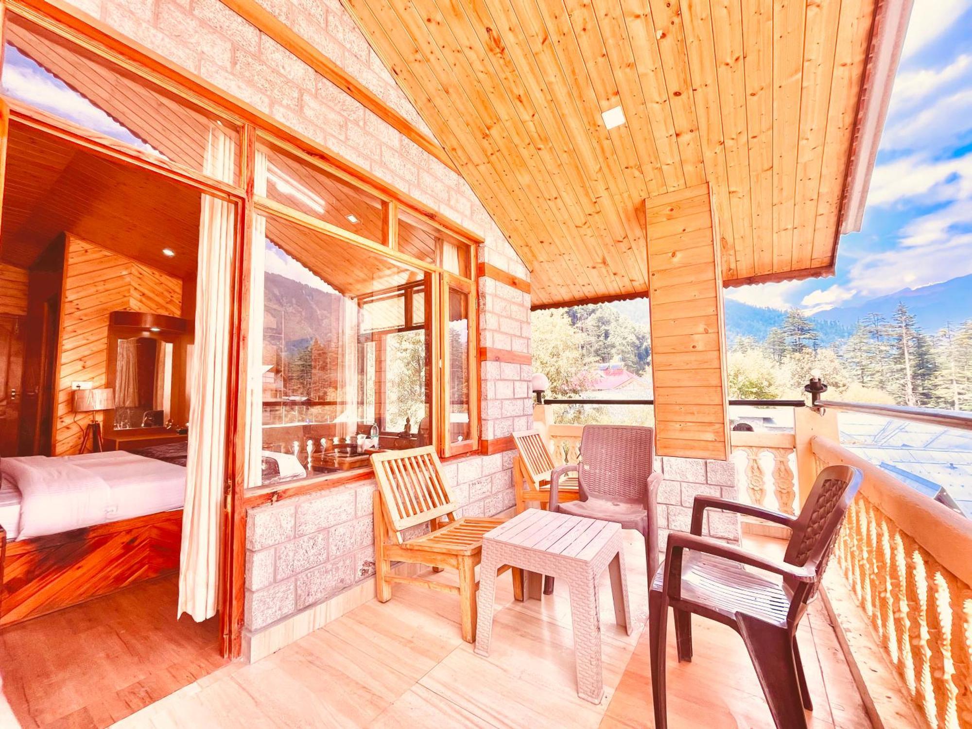 Sagar Resort !! Mountain View ! Luxury Stay ! Family Resort ! Private Parking ! Near Mall Road Manāli Exterior foto