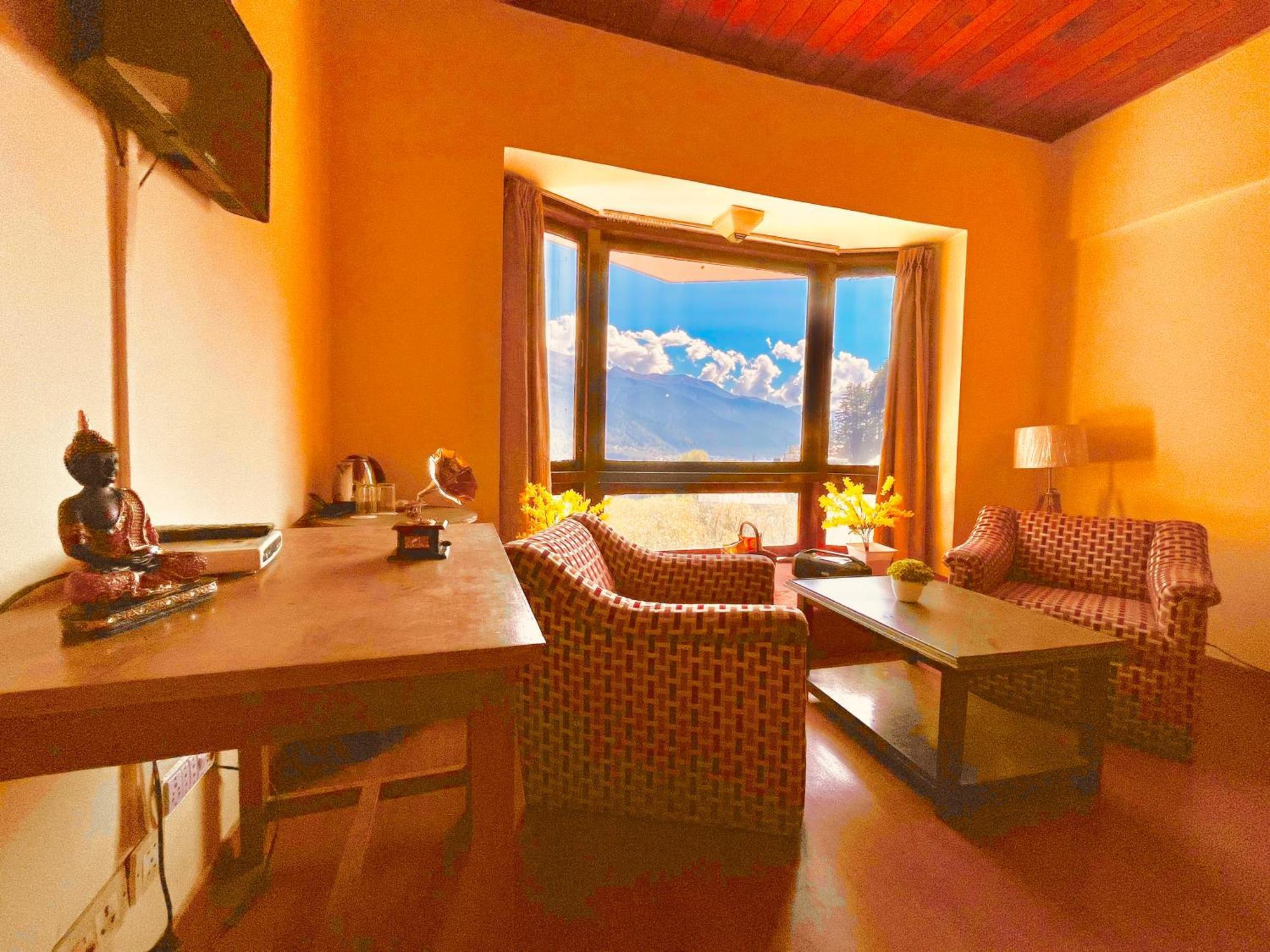 Sagar Resort !! Mountain View ! Luxury Stay ! Family Resort ! Private Parking ! Near Mall Road Manāli Exterior foto